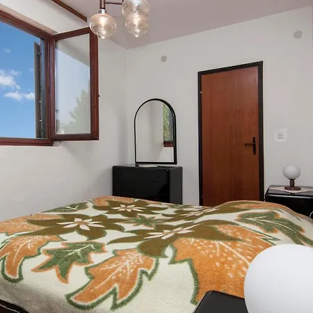 Franko 234 Guest house 3*